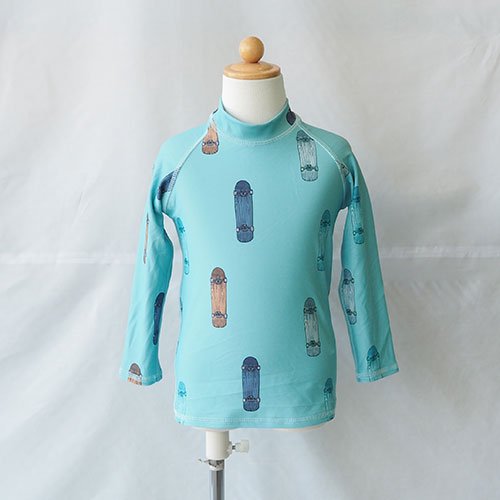 <img class='new_mark_img1' src='https://img.shop-pro.jp/img/new/icons20.gif' style='border:none;display:inline;margin:0px;padding:0px;width:auto;' />Baby Astin Swim Shirt 12か月-3歳  soft gallery  ソフトギャラリー