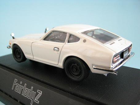 1/43 エブロ ニッサン フェアレディＺ （Ｓ３０） ２０００Ｚ-Ｌ