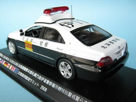 1/43 レイズ トヨタ クラウン パトロールカー 2008 北海道