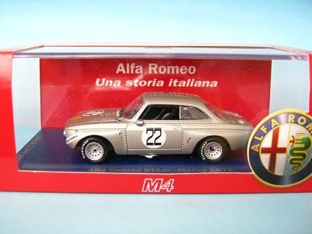 行列のできるレビュー商品、集めました。高評価アイテム 1/43 M4 1972 GTAm-モンツァ ロメオ アルファ 自動車