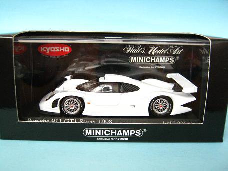 1/43 ミニチャンプス ポルシェ ９１１ＧＴ１ ストリート １９９８ ホワイト - ミニカーショップ　エボリューション