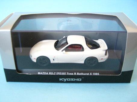 1/43 京商 マツダ ＲＸ－７（ＦＤ３Ｓ） タイプＲＢ バサーｽﾄＸ １９９５ ホワイト - ミニカーショップ エボリューション