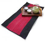 山繭シルク二色使いテーブルセンター（黒×濃紅）[上質仕上げの日本製、両表に使用可能です]