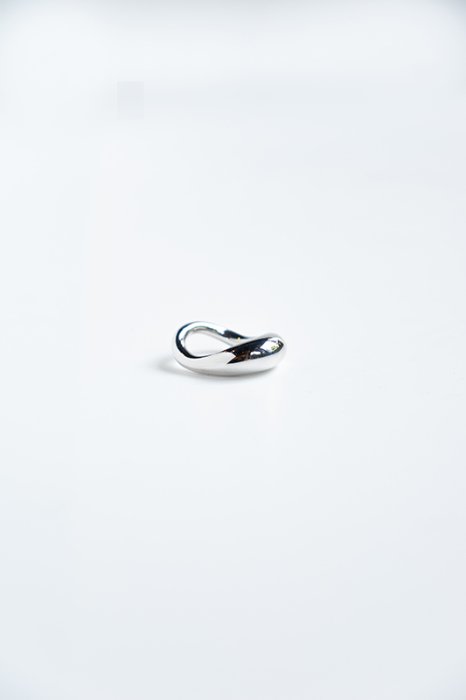 Charlotte Chesnais(シャルロットシェネ) BAGUE LIPS SILVER - THE ...