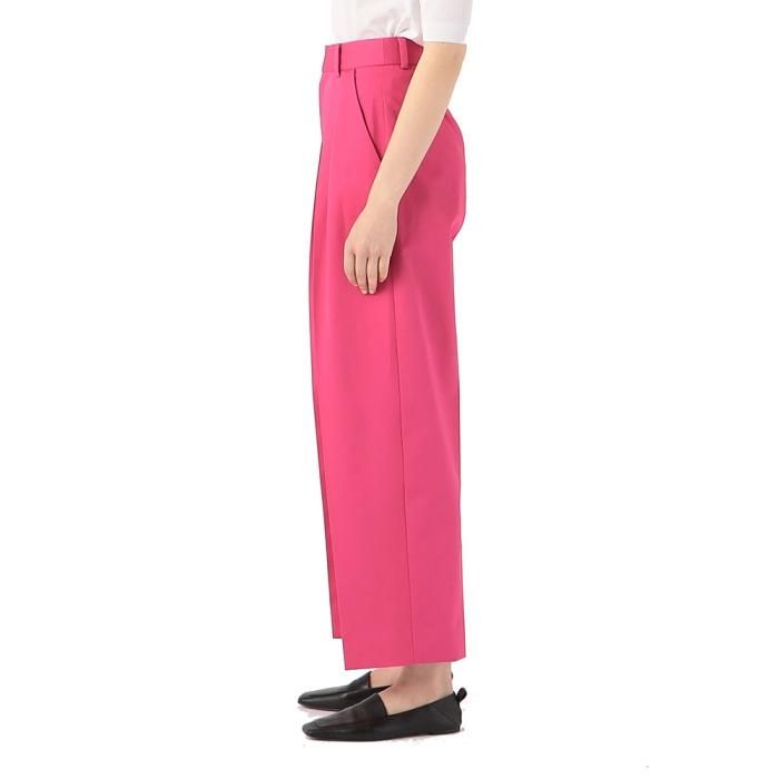 CABaN コットンツイル タックドテーパードパンツ