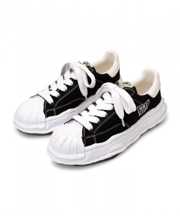 正規取扱店】Maison MIHARA YASUHIRO スニーカー BLAKEY OG Sole Canvas Low-top Sneaker  BLACK(メゾン ミハラヤスヒロ) - THE PARK ONLINE SHOP