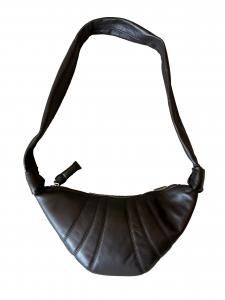 谷ŹLEMAIRE SMALL CROISSANT BAG SOFT NAPPA LEATHER DARK CHOCOLATE (᡼)