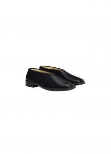 谷ŹLEMAIRE FLAT PIPED SLIPPERS (᡼)