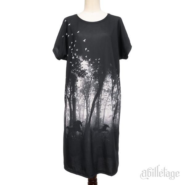 トロンプルイユTシャツワンピース ユニコーンフォレスト abilletage トロンプルイユTシャツワンピース（ユニコーンフォレスト