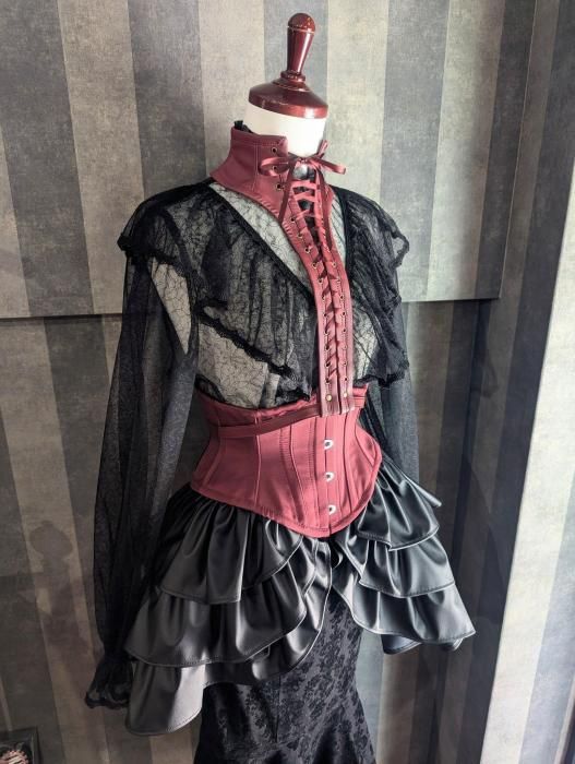 ☆ラスト1点☆【即納可能】フェイクレザーロングネックコルセット