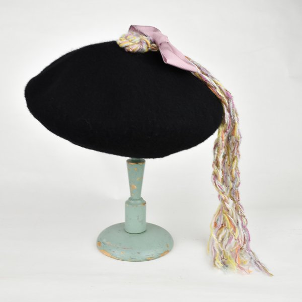 バラ色の帽子 | Online Store