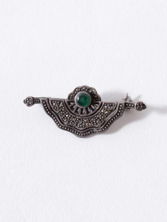 ANTIQUE / BROOCH / K photo