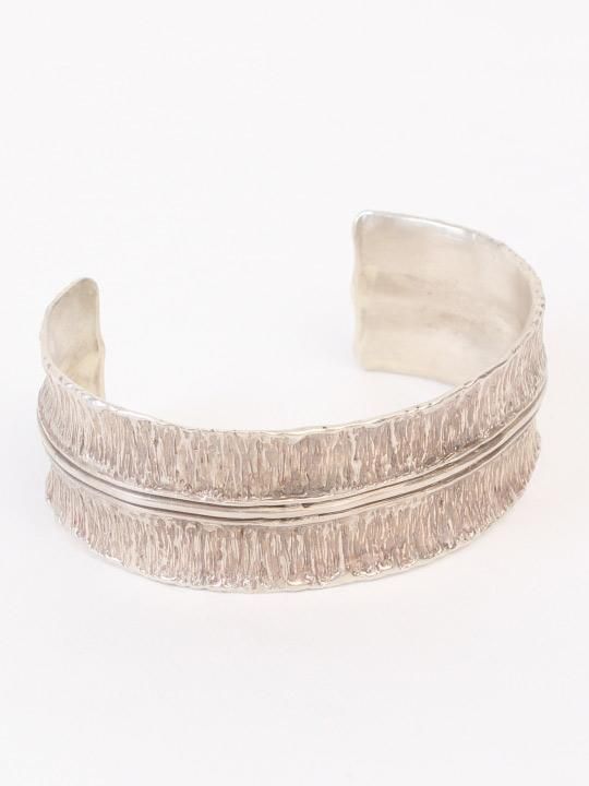 SHAFCA x TROVE / ANTIQUE PETAL WIDE BANGLE photo