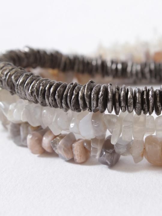 TROVE / PEBBLE NECKLACE photo