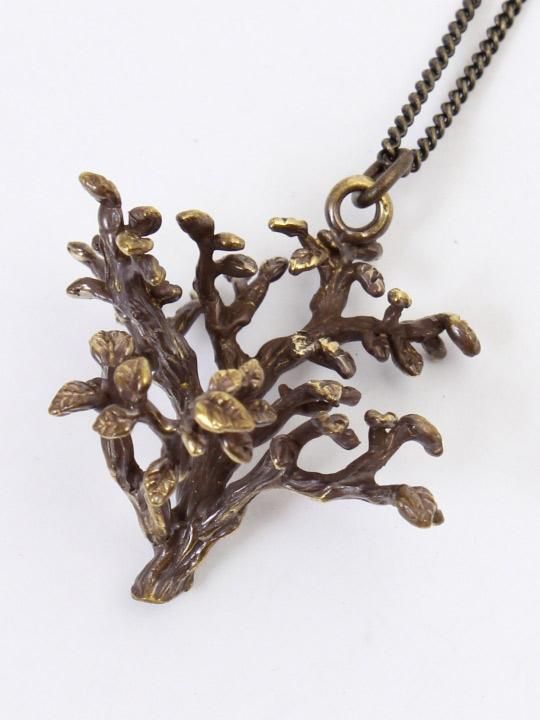 TROVE / TREE NECKLACE / BRASS photo