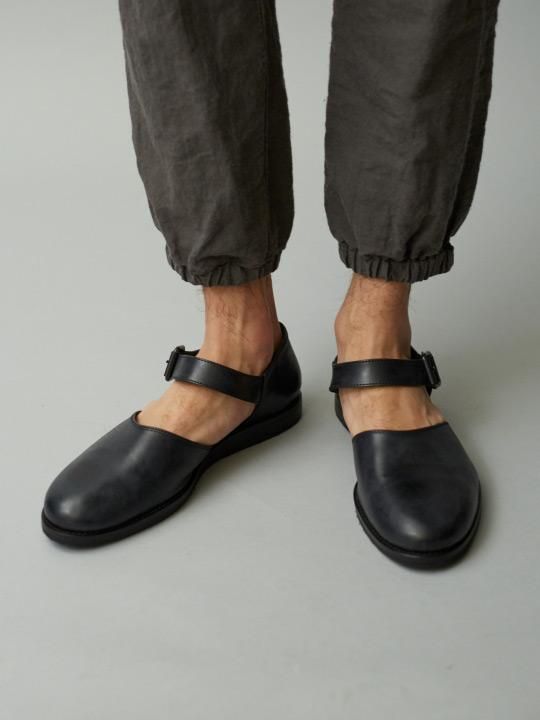 TROVE / LEAF LEATHER SHOES / BLACK photo