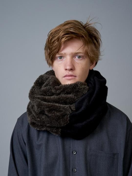 TROVE / POROMIES LOOP MUFFLER ( SHOP LIMITED ) / BLACKxOLIVE photo