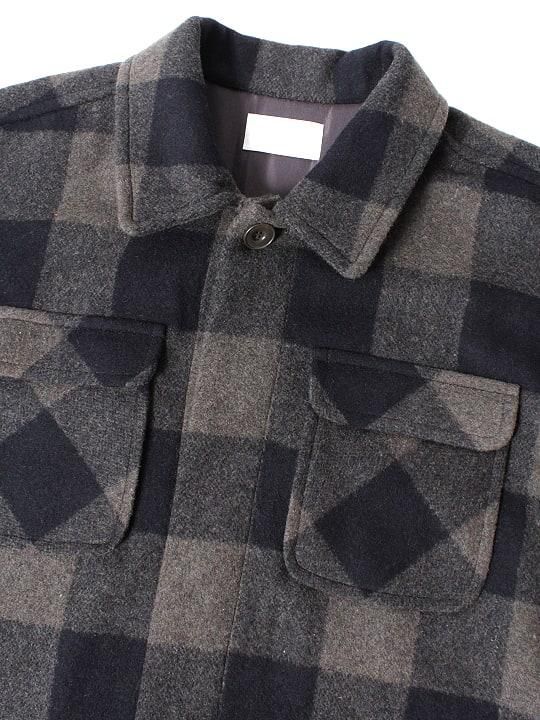 TROVE / ILTA BLOUSON / OLIVE BLACK photo