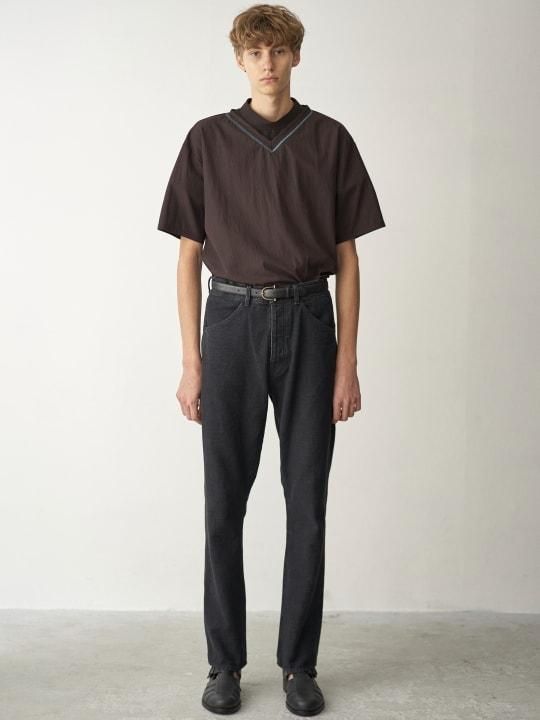 TROVE / EMBROIDERED V-NECK / DARK BROWN photo