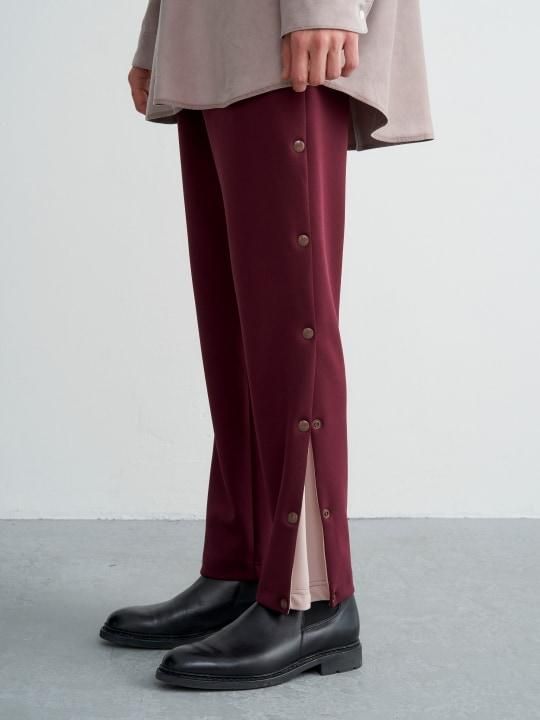 TROVE / LAIVA PANTS / DARK WINE photo