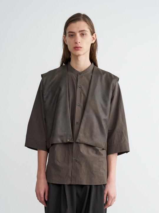 TROVE / VALO VEST / OLIVE photo