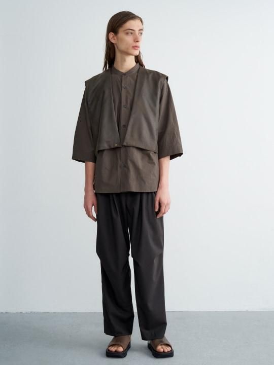 TROVE / VALO VEST / OLIVE photo