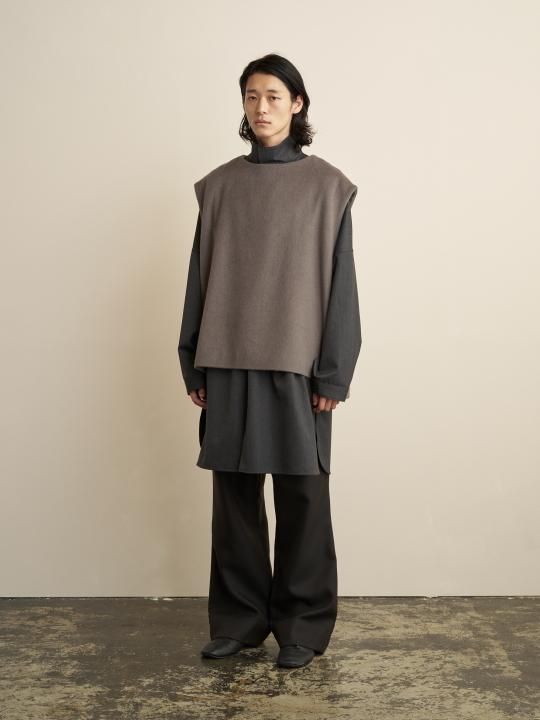TROVE / POROMIES VEST / GRAPHITE photo