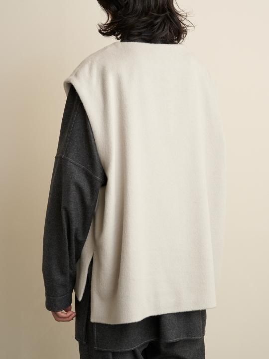 TROVE / POROMIES VEST / ECRU photo