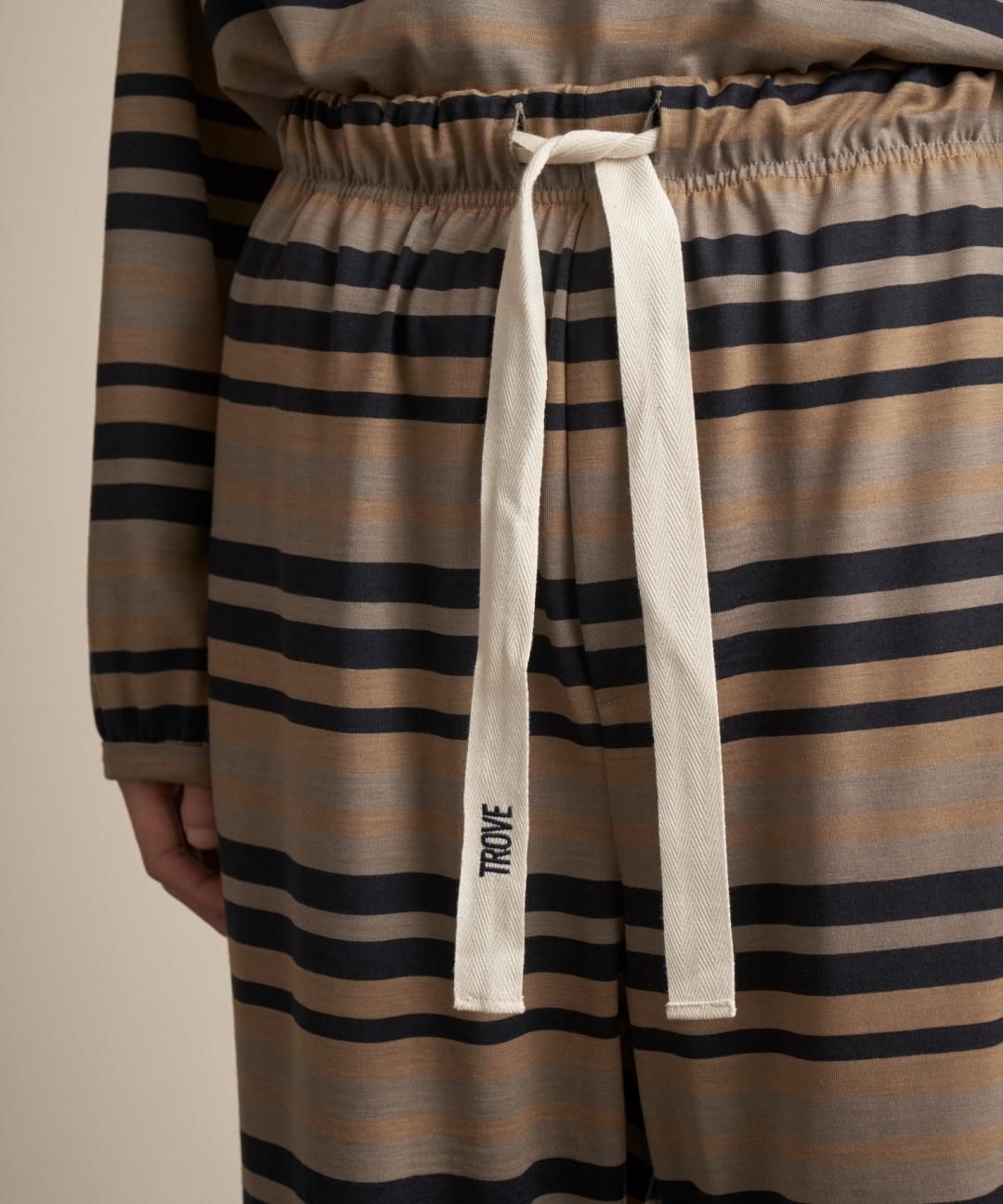 TROVE / MERINO WOOL JERSEY PYJAMAS / A photo