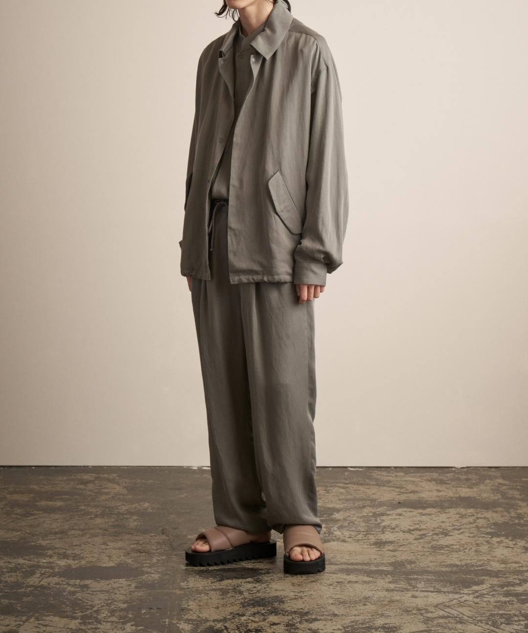 TROVE / TENCEL LINEN BLOUSON / SAGE GRAY photo