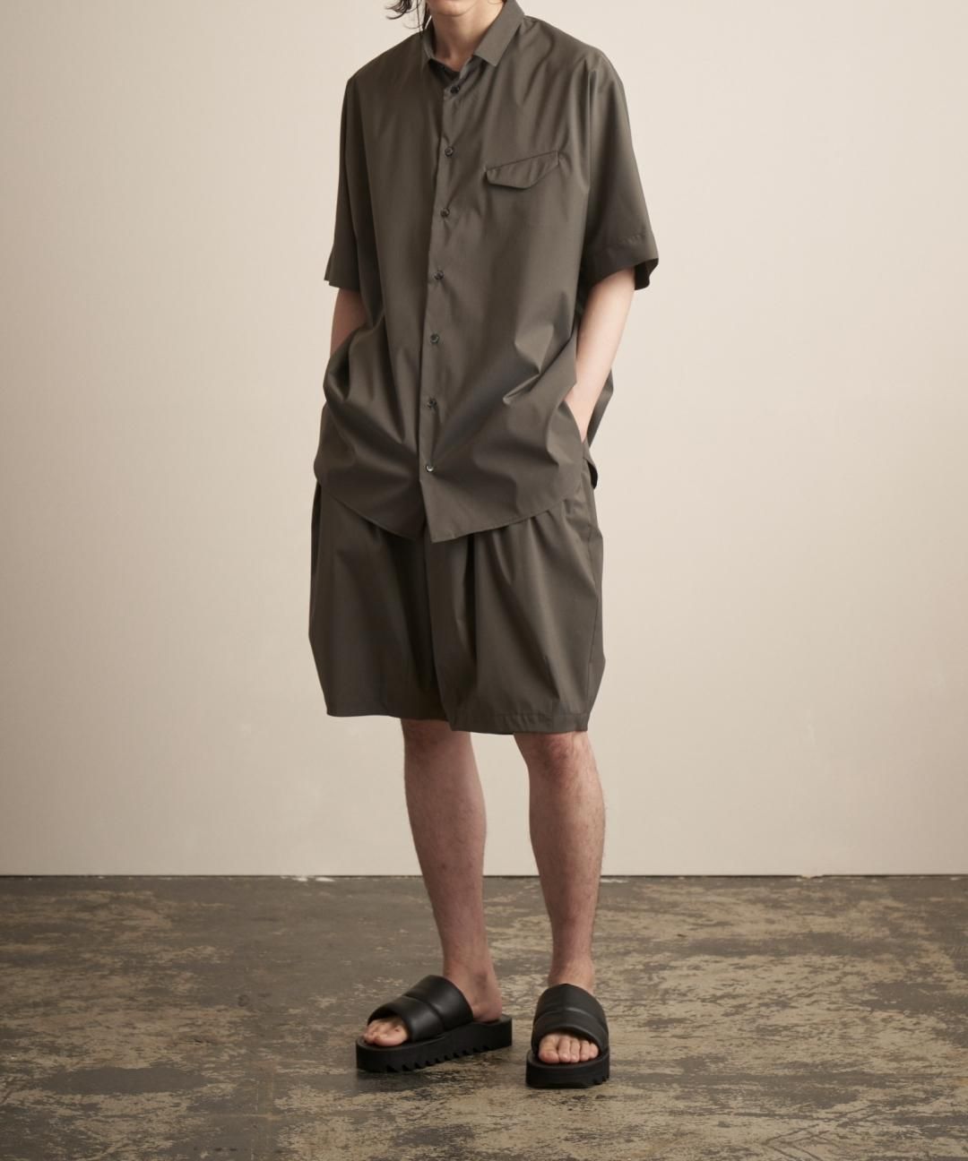 TROVE / Super120’s SOLARO GURKHA SHORTS / OLIVE GRAY photo