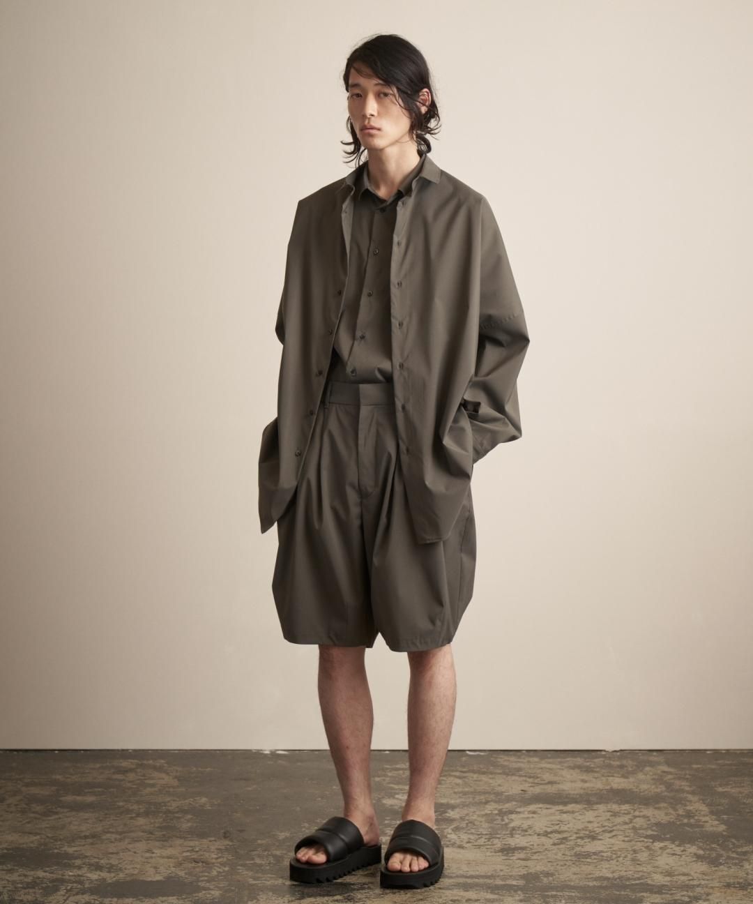 TROVE / Super120’s SOLARO GURKHA SHORTS / OLIVE GRAY photo