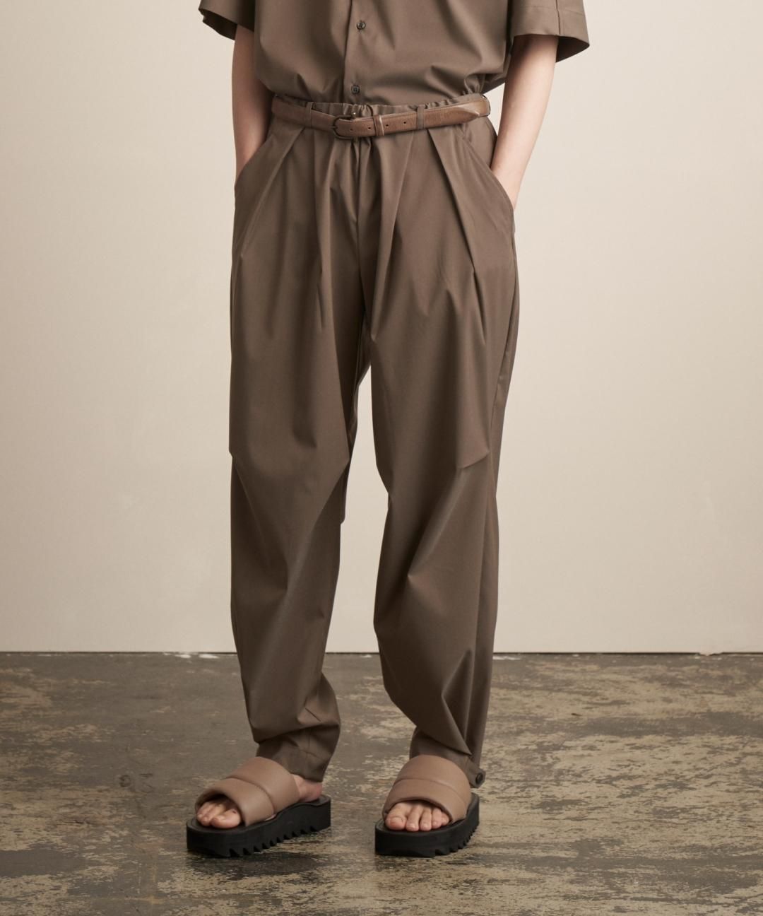 TROVE / Super120’s SOLARO EASY TROUSERS / OLIVE BEIGE photo