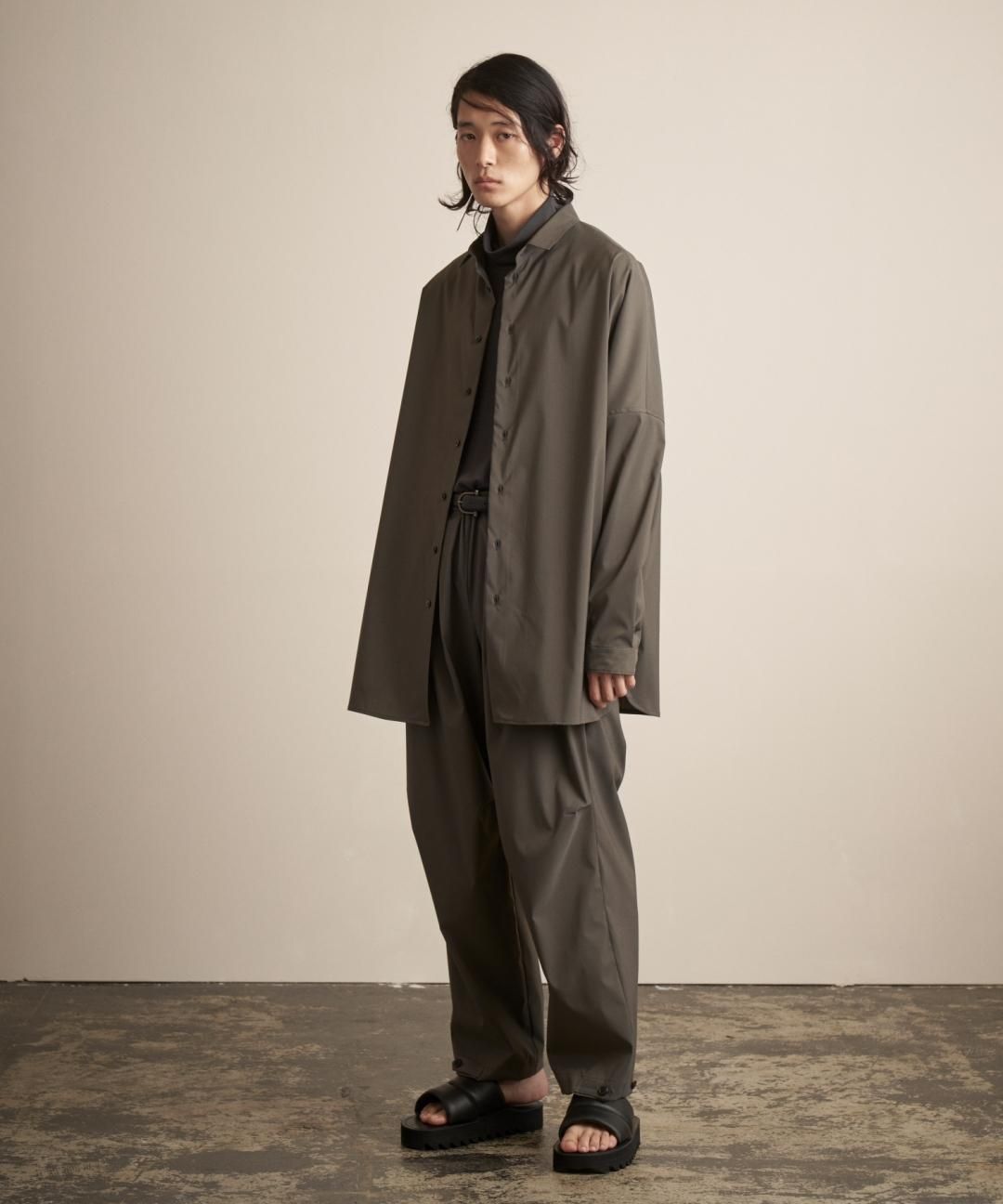 TROVE / Super120’s SOLARO EASY TROUSERS / OLIVE GRAY photo