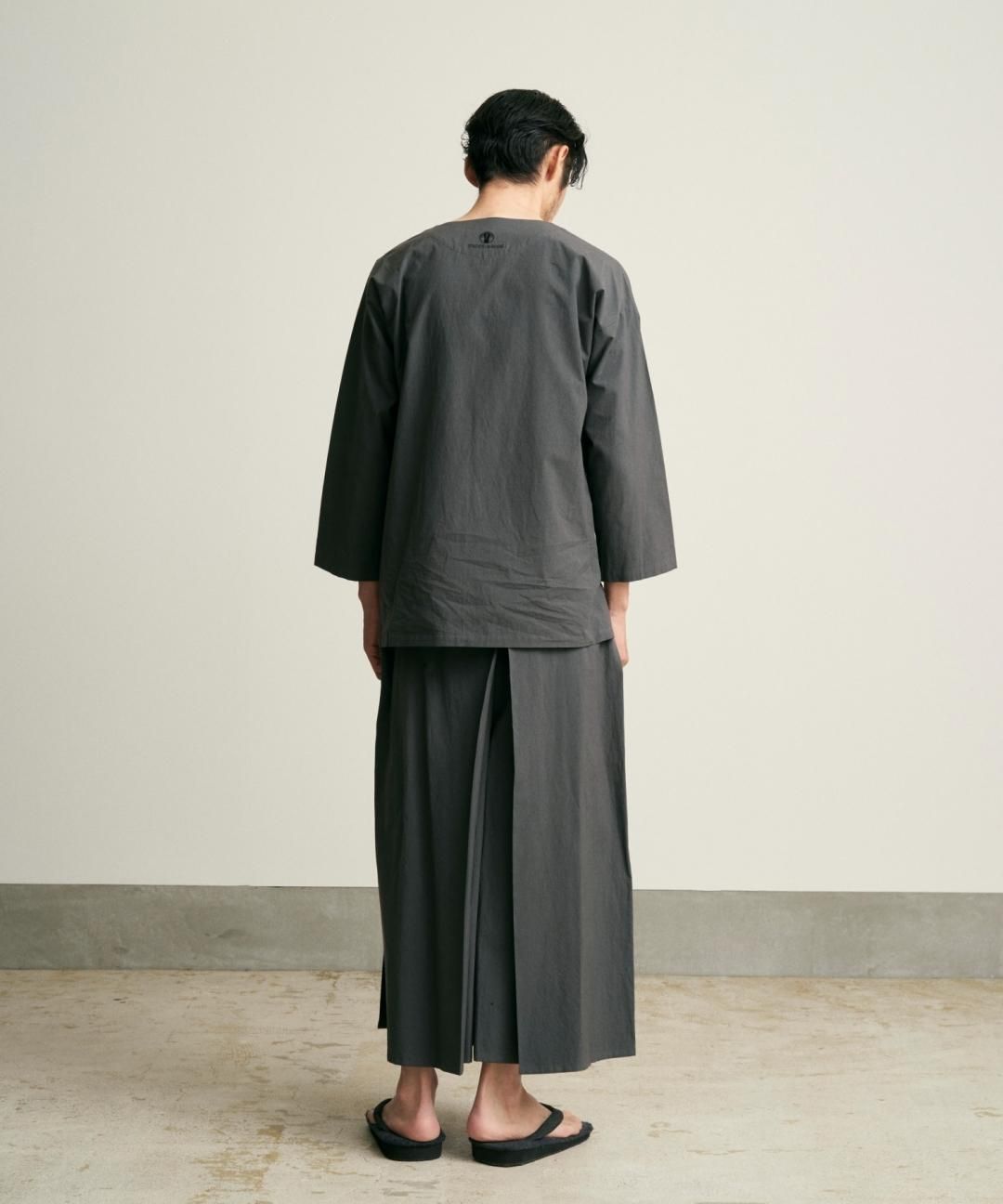 WAROBE / KOIKUCHI / SUMIKURO photo