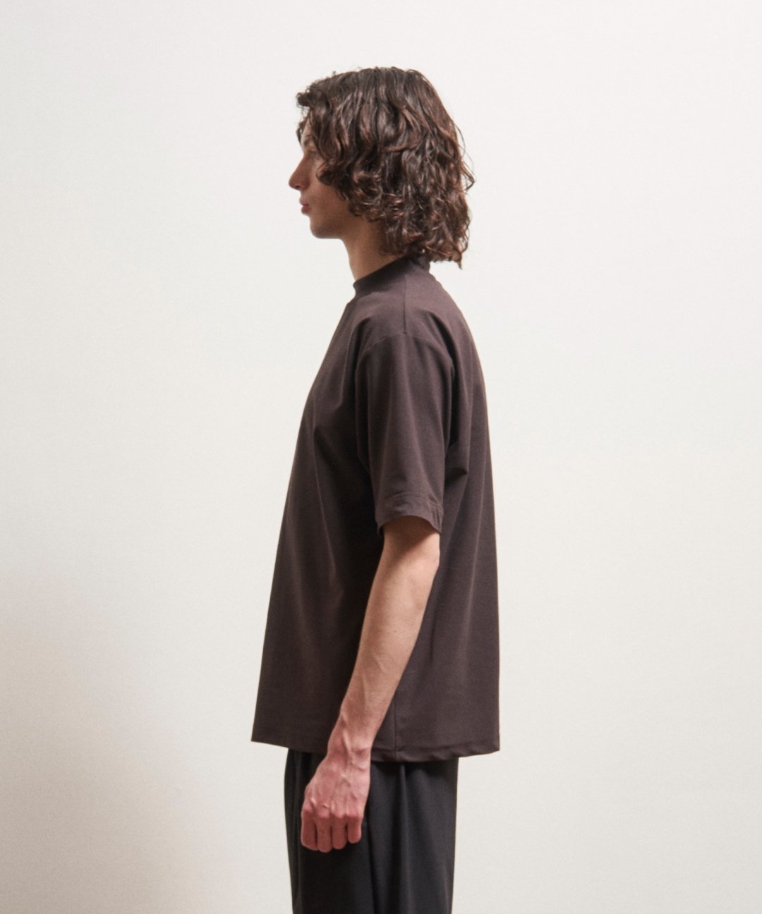 TROVE / VALO MOCK NECK / DARK BROWN - TROVE SHOP OFFICIAL SITE