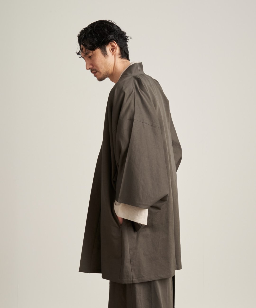 WAROBE / COTTON LINEN HAORI / CHARCOAL OLIVE - TROVE SHOP OFFICIAL SITE