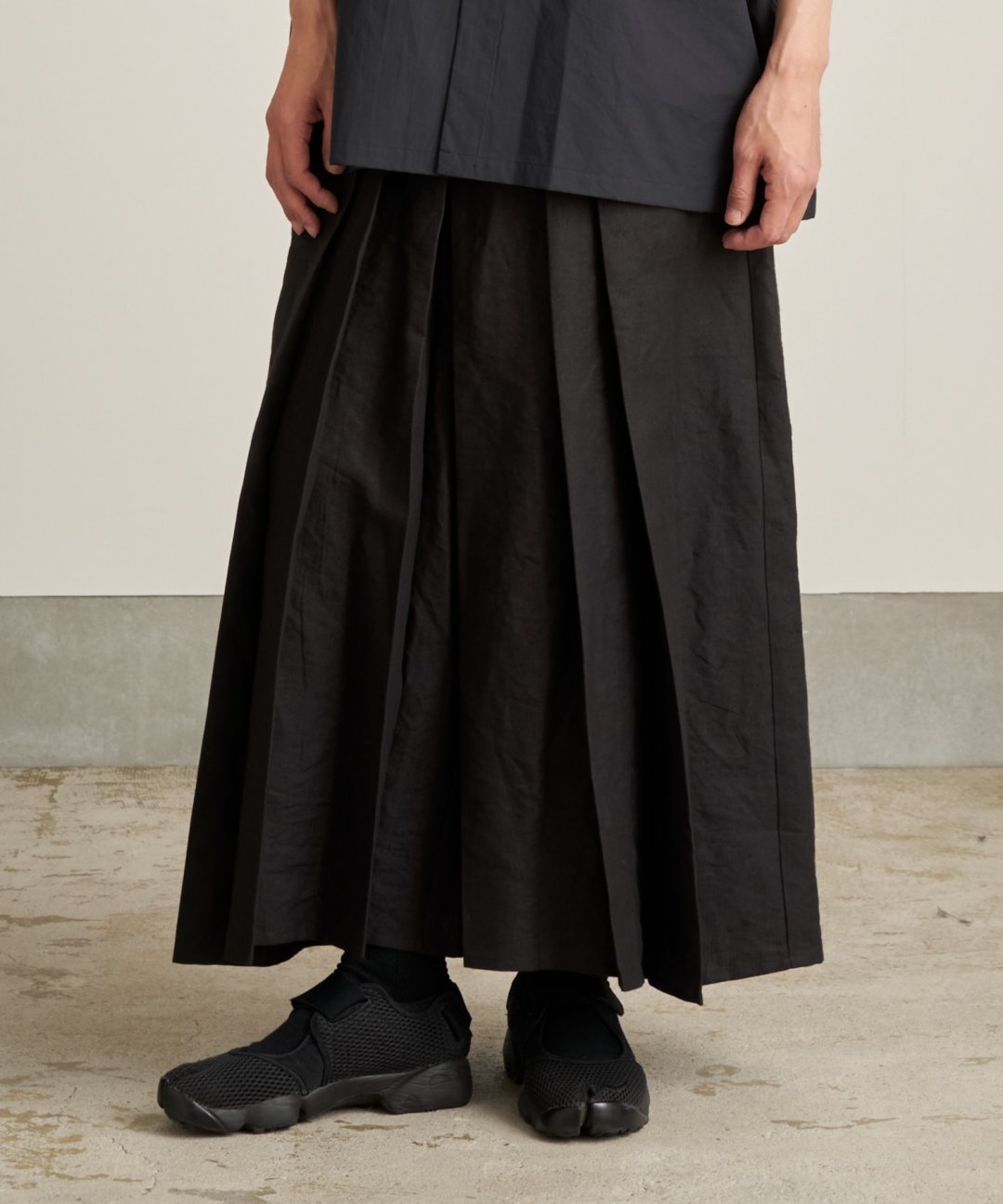 WAROBE / WASHI LINEN HAKAMA / BLACK photo