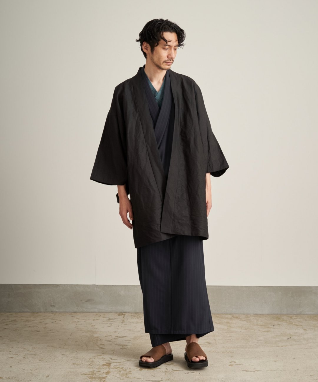 WAROBE / WASHI LINEN HAORI / BLACK photo