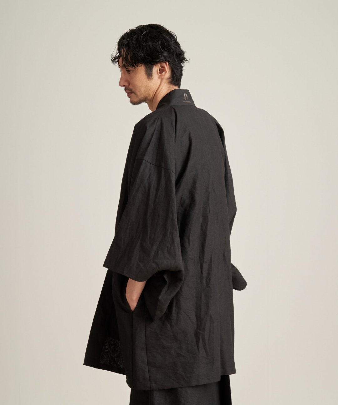 WAROBE / WASHI LINEN HAORI / BLACK photo