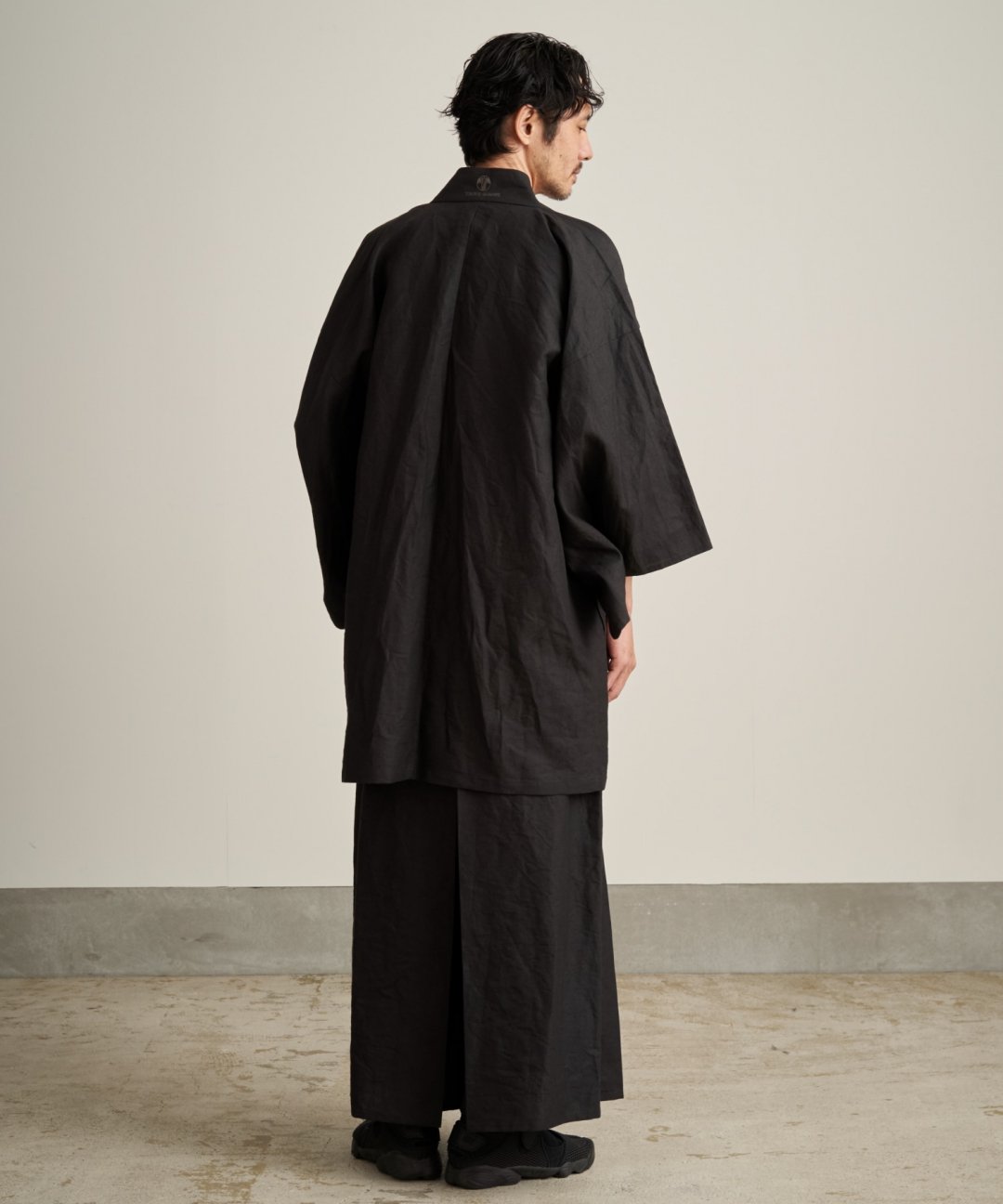 WAROBE / WASHI LINEN HAORI / BLACK photo