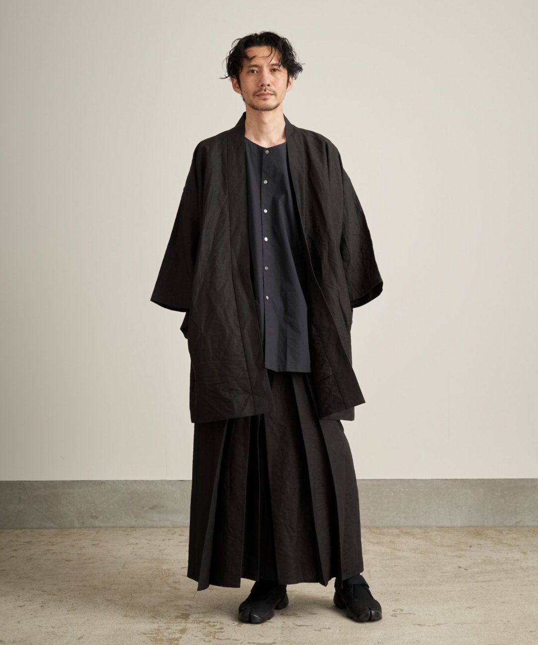 WAROBE / WASHI LINEN HAORI / BLACK photo