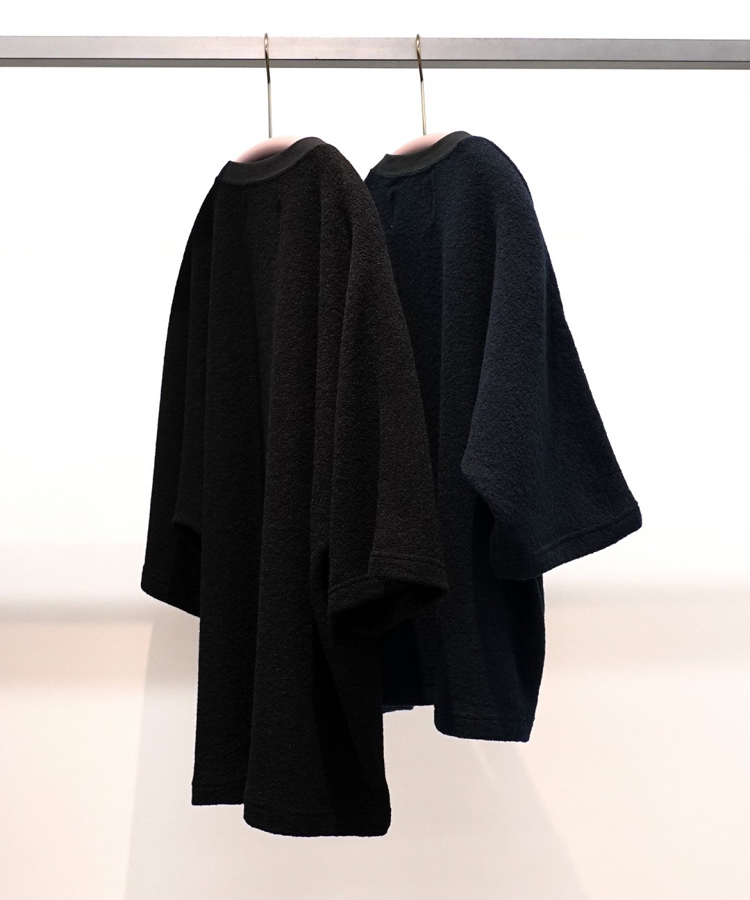 TROVE / WOOLLY KNIT DOLMAN TEE / BLACK photo