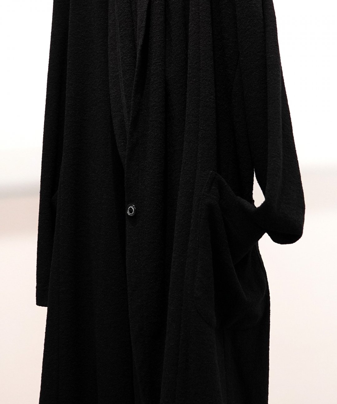 TROVE / WOOLLY KNIT GOWN / BLACK photo