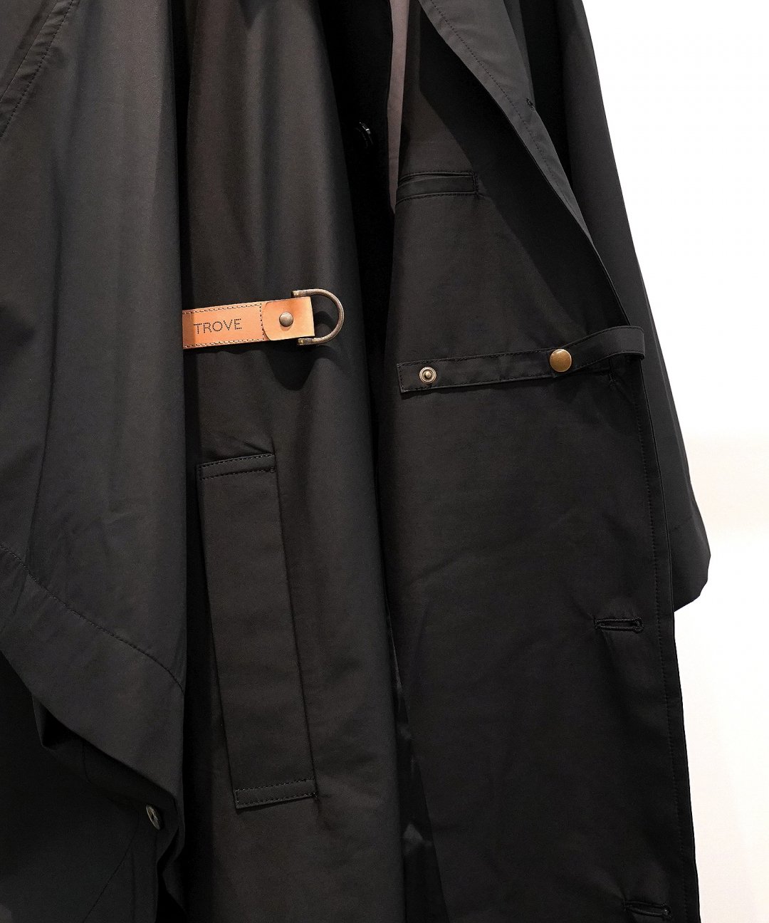 TROVE / PONCHO MAC COAT / THREE LAYER BLACK photo