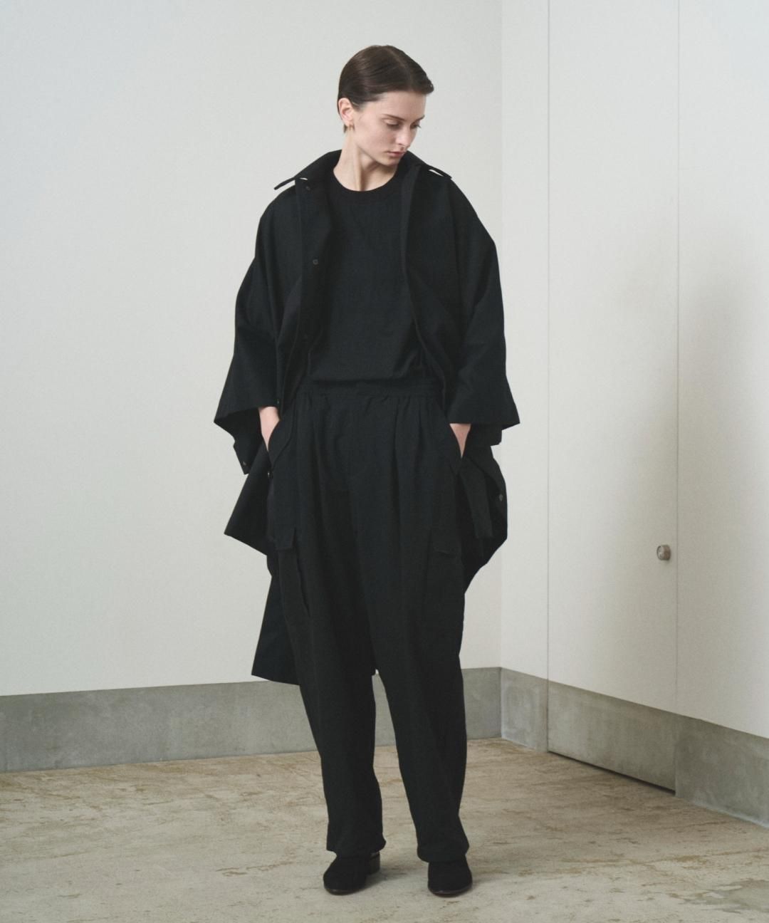 TROVE / PONCHO MAC COAT / GABARDINE BLACK photo