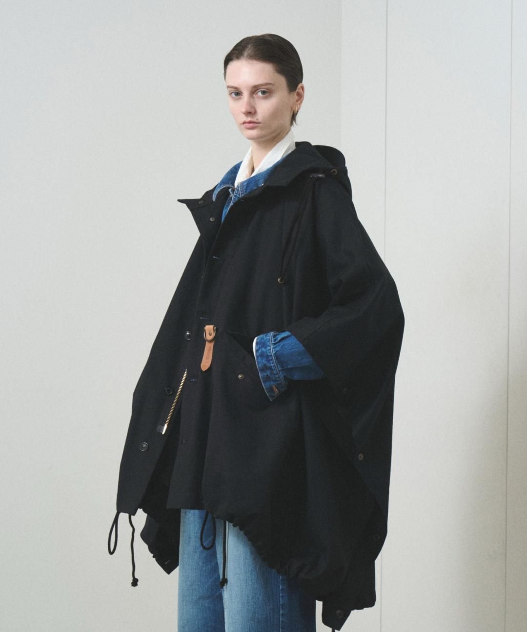 PRE-ORDERTROVE / PONCHO HOODED COAT / GABARDINE BLACK photo