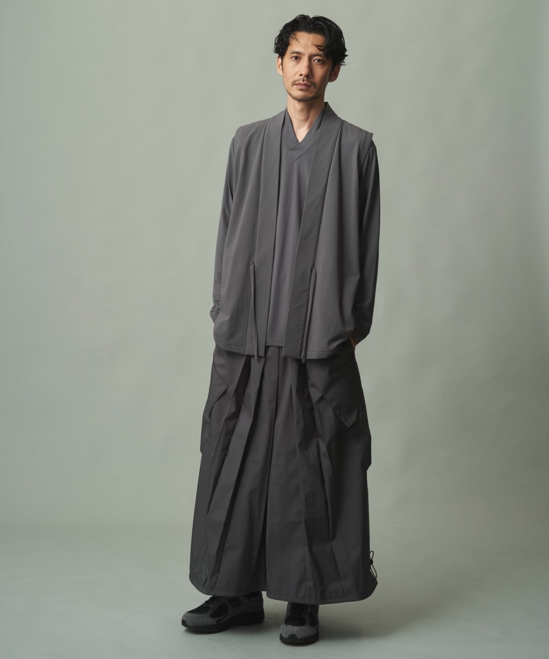 WAROBE / SOFT THREE LAYER EASY HAKAMA TECH ( LEVEL6 ) / GRAY photo