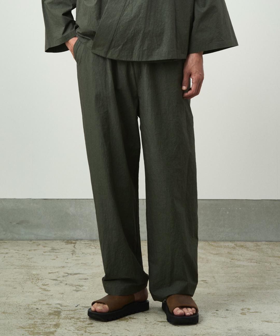WAROBE / SAMUE PANTS TECH / CHARCOAL photo