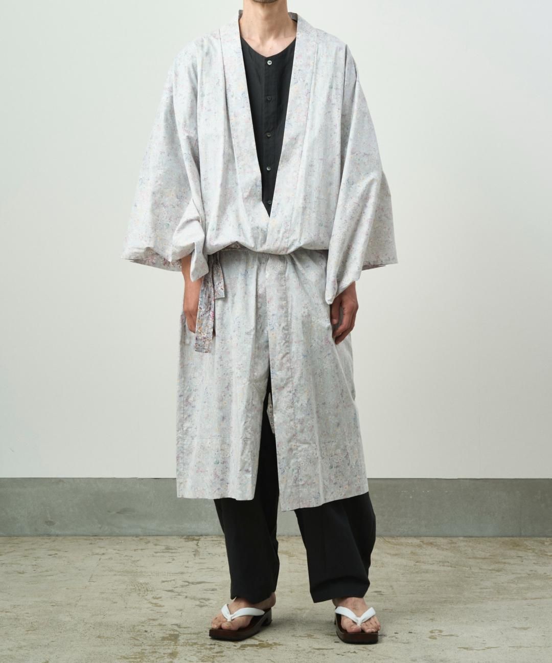 PRE-ORDERWAROBE / LIBERTY KIMONO GOWN / LIGHT GRAY photo